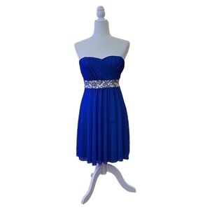 Beautiful Junior's Formal Dress Size 7